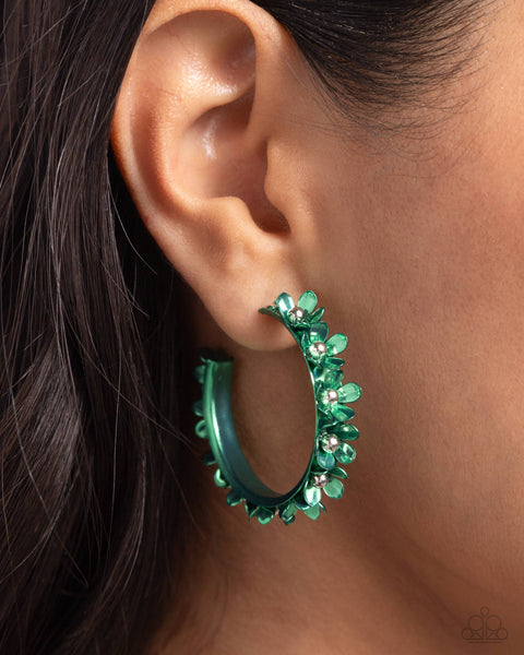 Paparazzi Fashionable Flower Crown Earrings Green