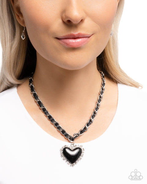 Paparazzi Austere Attraction Necklace Black