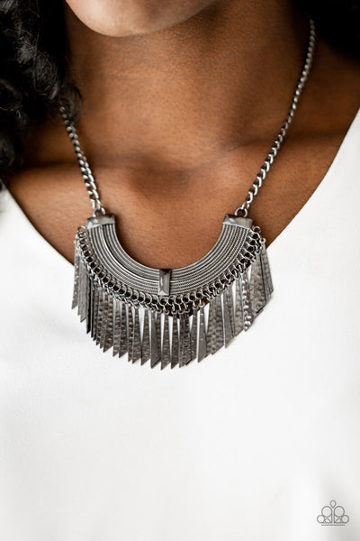 Paparazzi Impressively Incan Necklace Black - Glitz By Lisa 