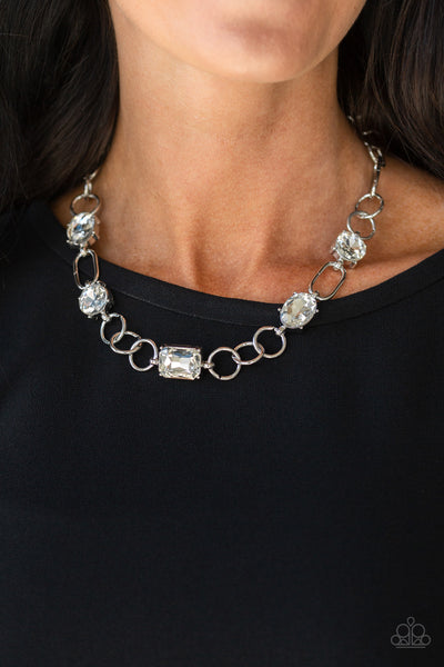 Paparazzi Urban District Necklace White - Glitz By Lisa 