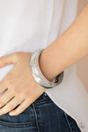 Paparazzi Urban Wildlife Bracelet Silver - Glitz By Lisa 