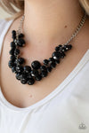 Paparazzi Glam Queen Necklace Black