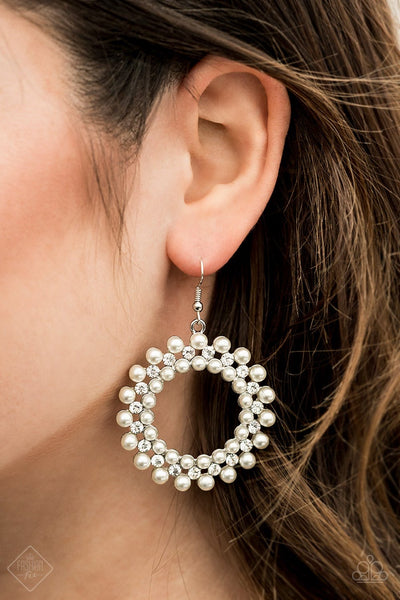 Paparazzi Pearly Poise Earrings White - Glitz By Lisa 