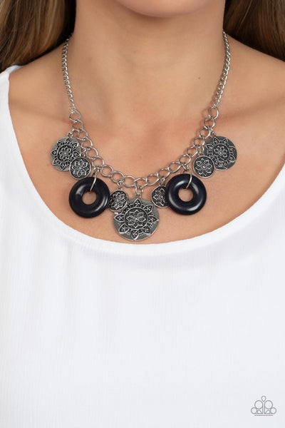 Paparazzi Western Zen Necklace Black